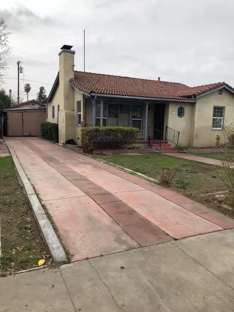 420 S I St, Madera, CA 93637 photo 1
