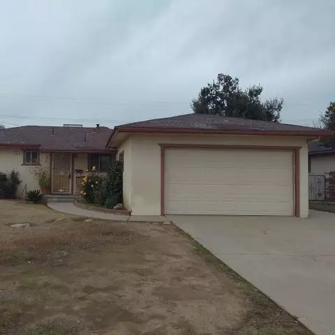 457 W Beverly Dr, Clovis, CA 93612 photo 1