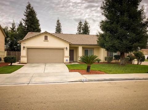 2101 E Michelle Ave, Fowler, CA 93625 photo 1