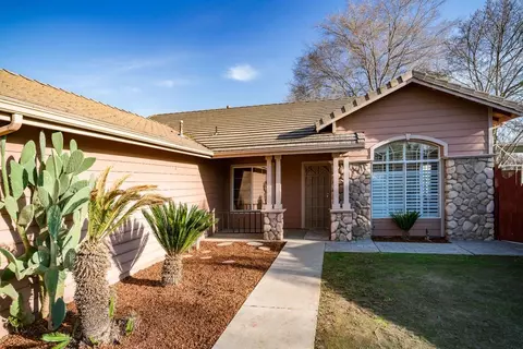 2982 Purvis Ave, Clovis, CA 93611 photo 1