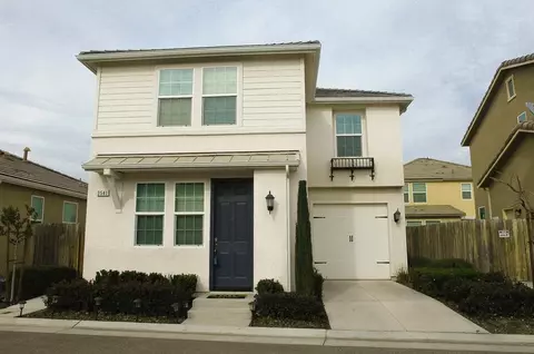 3541 Infusion Way, Clovis, CA 93619 photo 1