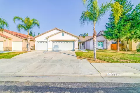 2224 E Katherine Ave, Fowler, CA 93625 photo 1
