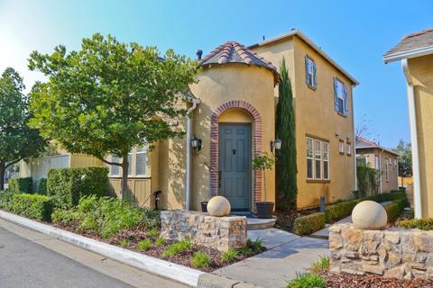 1762 N Merlan Ln, Clovis, CA 93619 photo 1