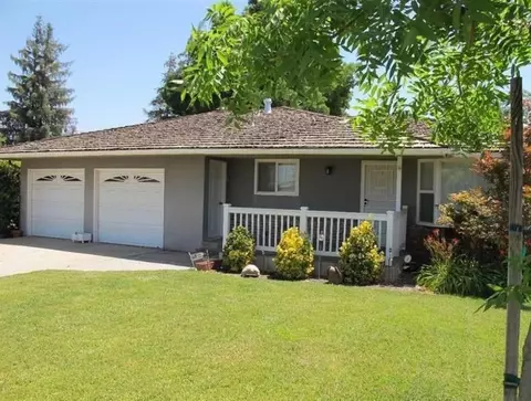 317 S Fowler Ave, Fowler, CA 93625 photo 1