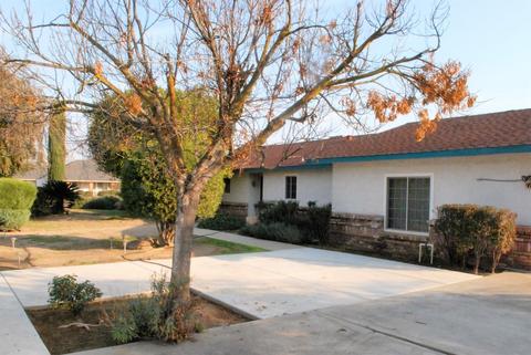 11975 Trieste Dr, Madera, CA 93636 photo 1