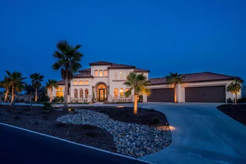 14025 Killarney Dr, Madera, CA 93636 photo 1