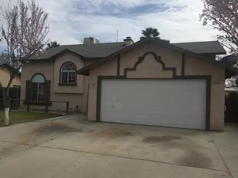 2621 Mill St, Selma, CA 93662 photo 1