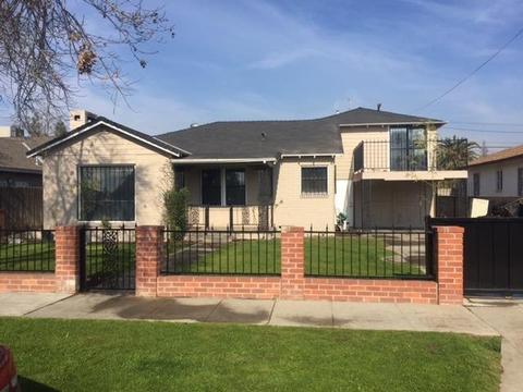 3043 E Weldon Ave, Fresno, CA 93703 photo 1