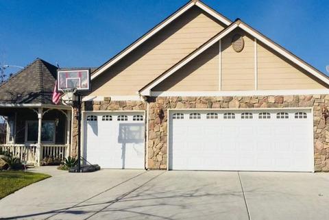 15962 W B St, Kerman, CA 93630 photo 1