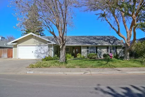 685 W Polson Ave, Clovis, CA 93612 photo 1