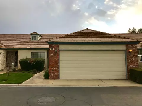 460 Quill Ln, Clovis, CA 93612 photo 1
