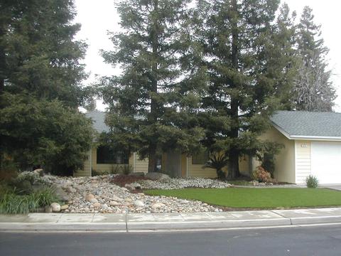 625 W Polson Ave W, Clovis, CA 93612 photo 1