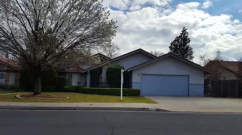 2474 Sample Ave, Clovis, CA 93611 photo 1