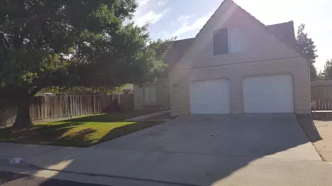 3021 Sylmar Ave, Clovis, CA 93612 photo 1