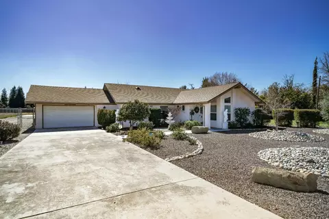 35094 Manon Ave, Madera, CA 93636 photo 1