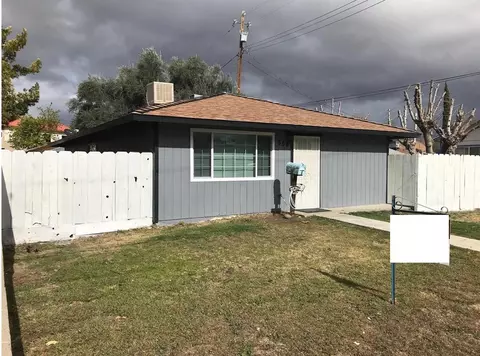 558 NW 4th St, Coalinga, CA 93210 photo 1