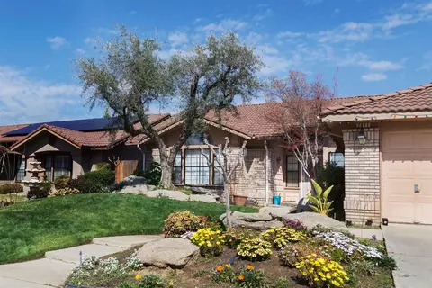 2077 Gibson Ave, Clovis, CA 93611 photo 1