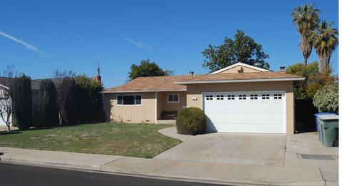 49 W Norwich Ave, Clovis, CA 93612 photo 1