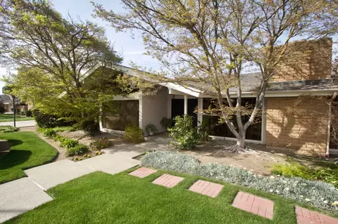 2115 Fairmont Ave, Clovis, CA 93611 photo 1