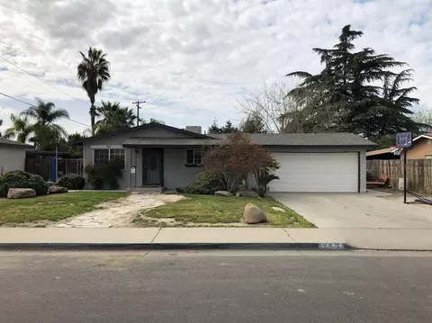 397 S 4th St, Kerman, CA 93630 photo 1
