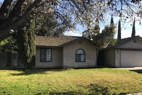 737 Tammy Ln, Lemoore, CA 93245 photo 1