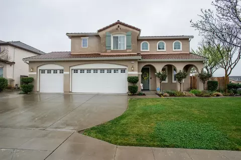 2412 Carson Ave, Clovis, CA 93611 photo 1