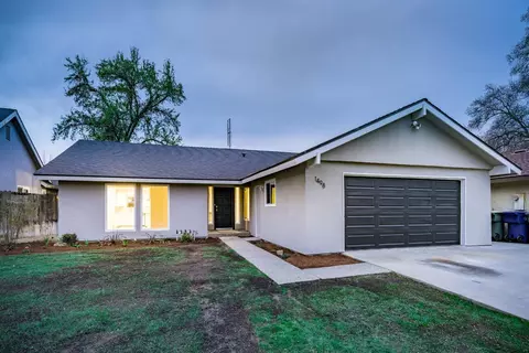 1498 Morris Ave, Clovis, CA 93611 photo 1