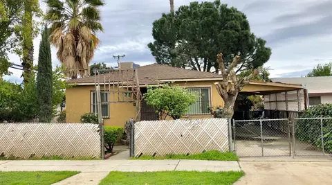 220 E 10th St, Madera, CA 93638 photo 1