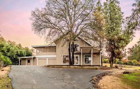22031 Frontier Rd, Clovis, CA 93619 photo 1