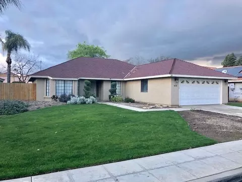 670 N Claremont Ave, Clovis, CA 93611 photo 1