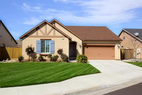 1630 Blackwood Ave, Clovis, CA 93619 photo 1
