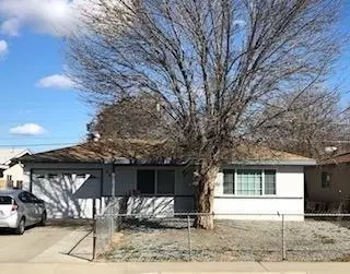 312 E D St, Lemoore, CA 93245 photo 1