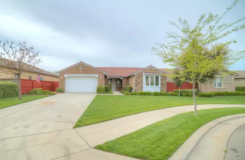 3138 Beverly Ave, Clovis, CA 93619 photo 1