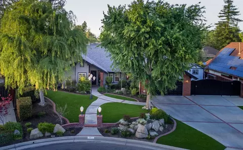 2021 Santa Ana Ave, Clovis, CA 93611 photo 1