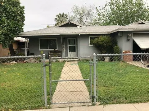 115 E Oleander Ave, Fresno, CA 93706 photo 1