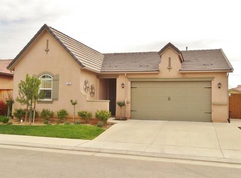 703 Kaweah Ave, Clovis, CA 93619 photo 1
