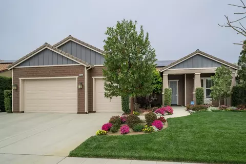 3725 Prescott Ave, Clovis, CA 93619 photo 1