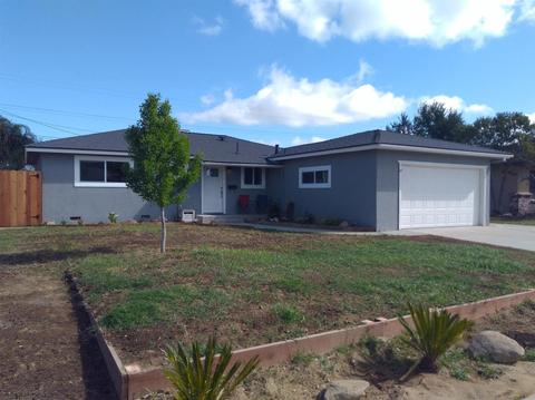 457 W Beverly Dr, Clovis, CA 93612 photo 1
