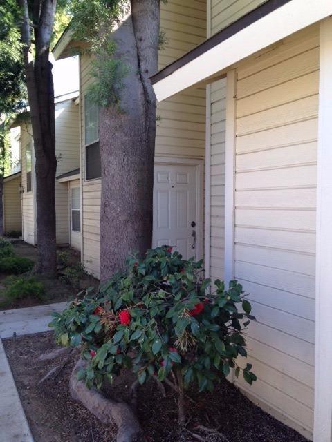 145 W Pilgrim Ln, Clovis, CA 93612 photo 1