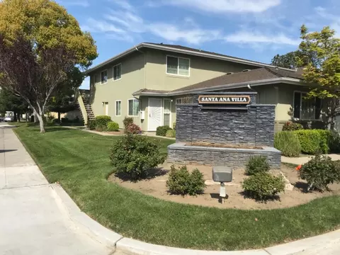 2216 Peach Ave #4, Clovis, CA 93612 photo 1