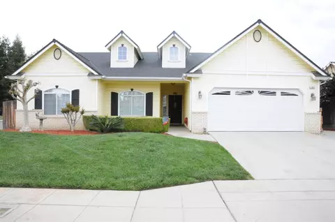 167 W Trenton Ave, Clovis, CA 93619 photo 1