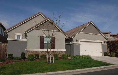 1684 N Chesterfield Ln, Clovis, CA 93619 photo 1