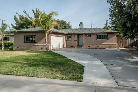 15418 W B St, Kerman, CA 93630 photo 1