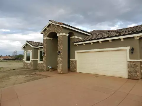 321 S Wolftrap St, Madera, CA 93637 photo 1