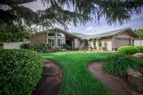 1884 Ellery Ave, Clovis, CA 93611 photo 1