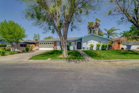 2609 Westgate Dr, Madera, CA 93637 photo 1