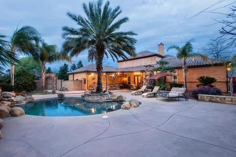 9065 N Aman Ave, Clovis, CA 93619 photo 1
