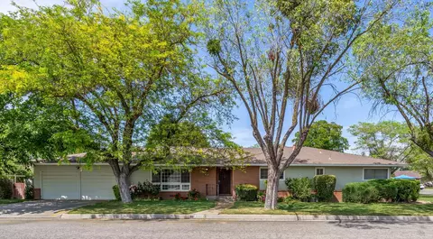 1801 W Park Dr, Madera, CA 93637 photo 1