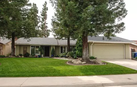 1934 Gibson Ave, Clovis, CA 93611 photo 1
