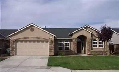 541 N Morningside Dr, Dinuba, CA 93618 photo 1